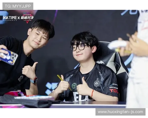 全球顶级电竞赛事燃爆舞台年轻选手上演巅峰对决掀起热血风潮