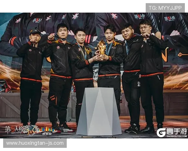 全球总决赛上演巅峰对决新生代战队强势冲击冠军宝座